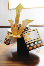 画像をギャラリービューアに読み込む, ペーパークラフト 紙兜<br>毛利元就　伊達政宗<br>戦国武将 2種類<br>端午の節句／五月人形
